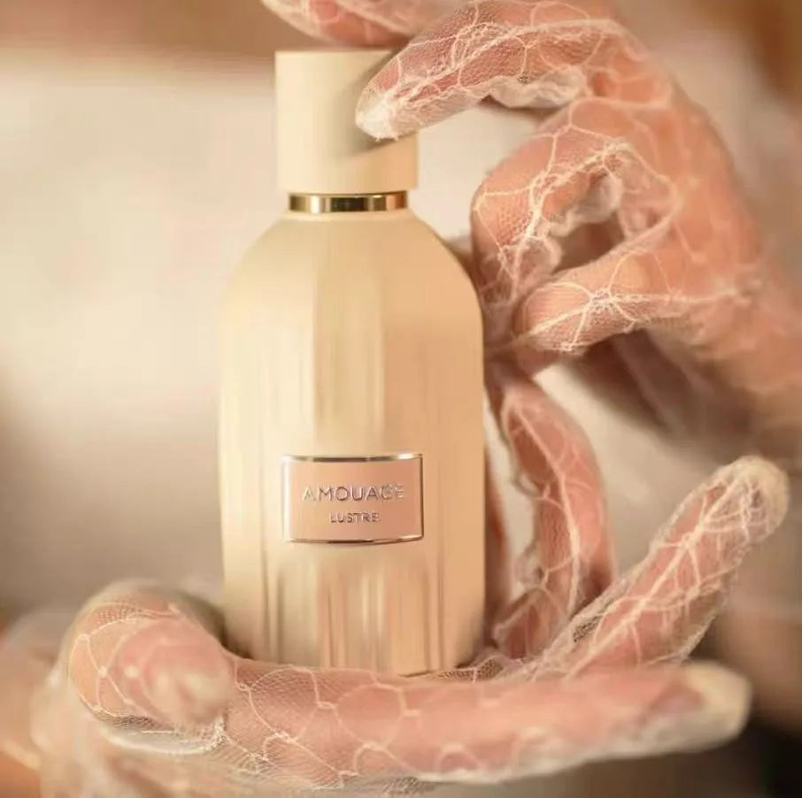 Armaf Luxury Unisex Floral Fragrance With Wood Notes
