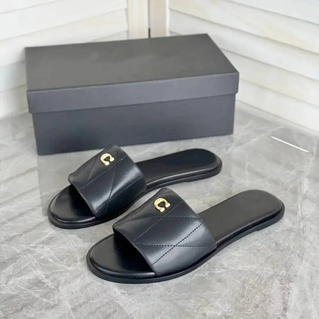 Versatile Men Flat Casual Slippers For Seaside Vacations