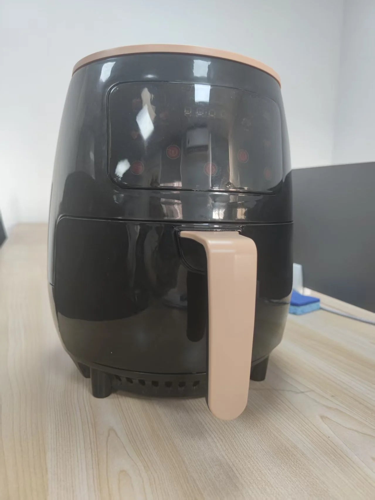Multi-Function Air Fryer LED Touch Screen With American Plug